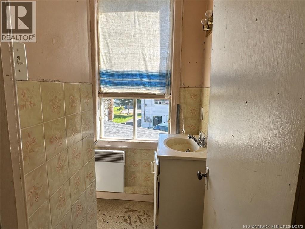 27 Lainey Street - 12