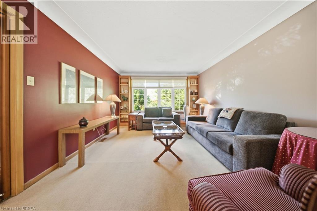 14 FALKLAND Road, Falkland — photo 9