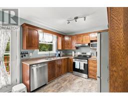 176 Green Acre Drive thumbnail 6