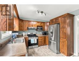 176 Green Acre Drive thumbnail 8