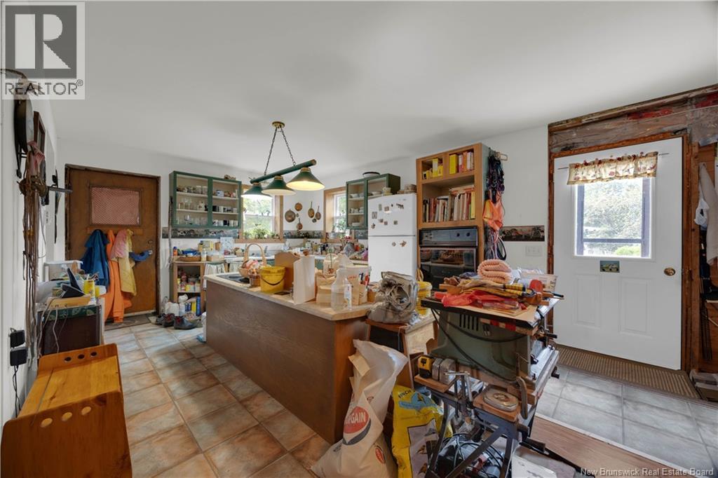 72 River Road - 22
