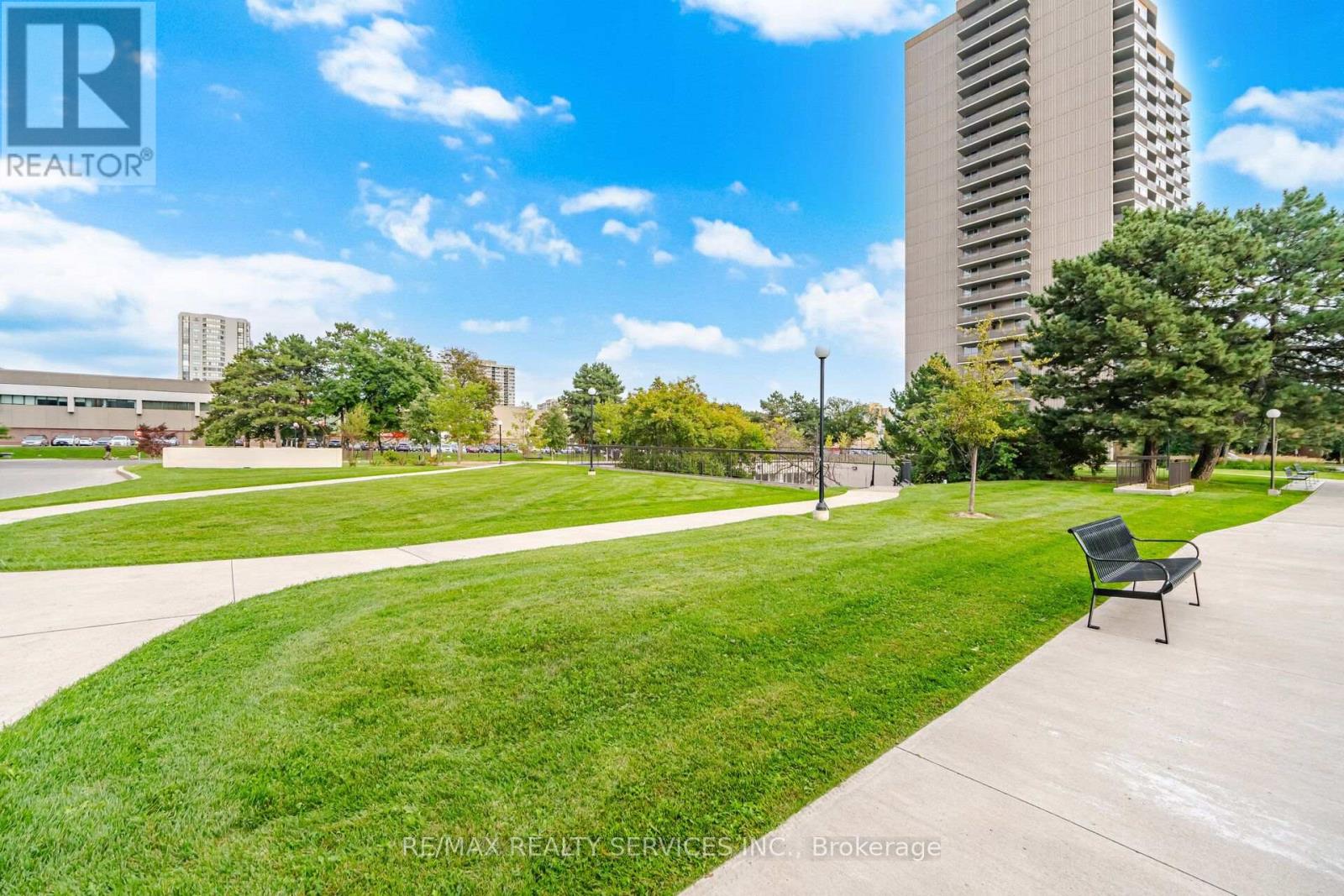 ##602 3151 BRIDLETOWNE CIRCLE - 48