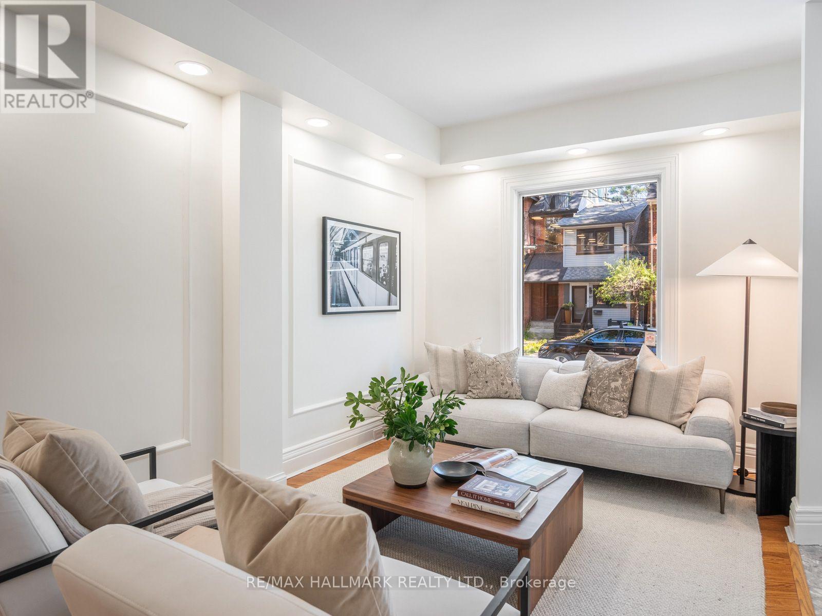 Photo of 84 DE GRASSI STREET