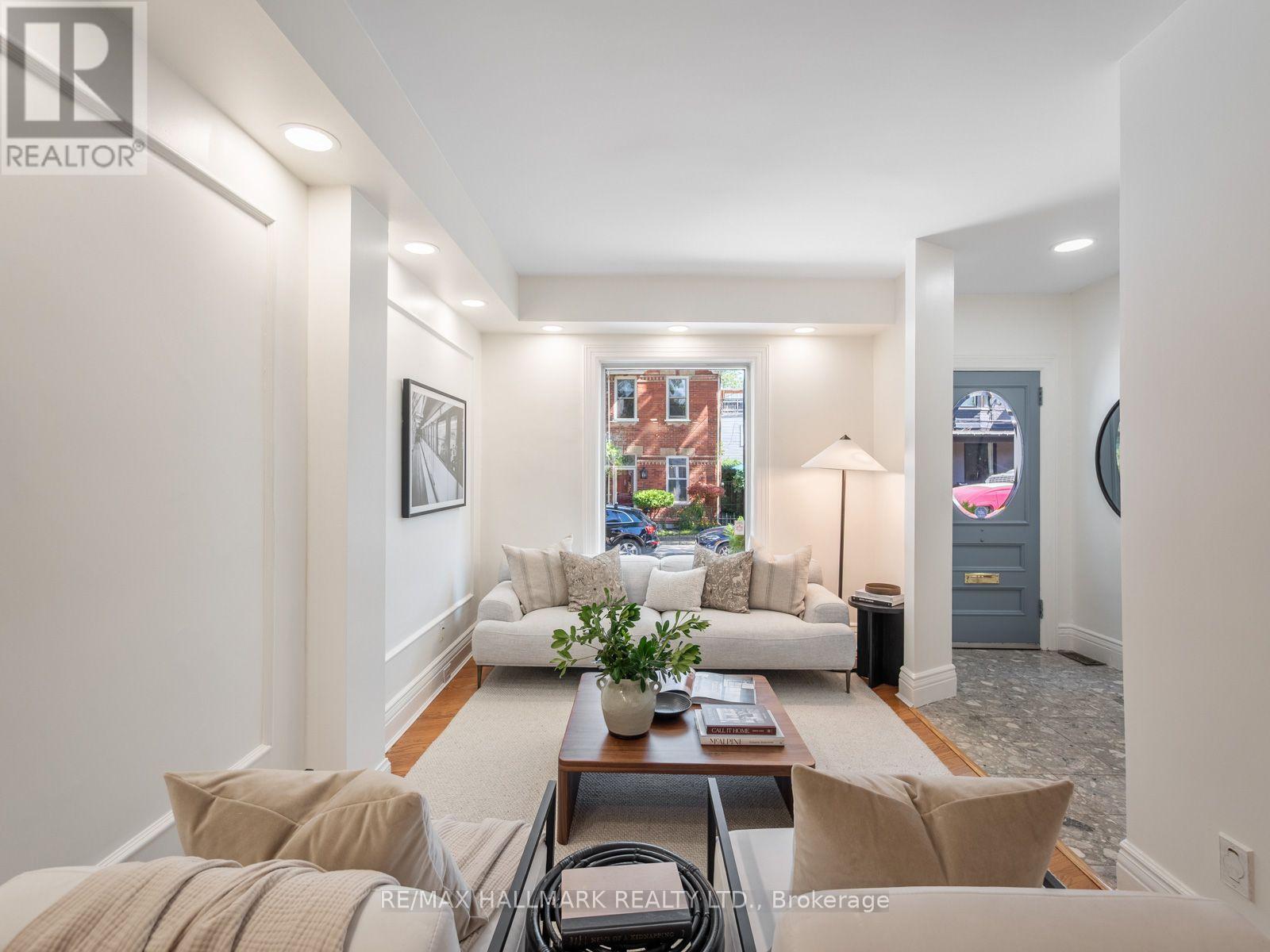 Photo of 84 DE GRASSI STREET