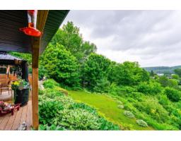 66 Ch. Du Ruisseau, Val Des Monts, QC J8N2B6 Photo 30