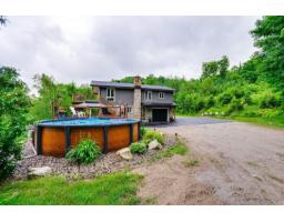 66 Ch. Du Ruisseau, Val Des Monts, QC J8N2B6 Photo 63