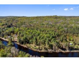 238 Ch. Hector, Waltham, QC J0X1H0 Photo 22