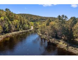 238 Ch. Hector, Waltham, QC J0X1H0 Photo 24