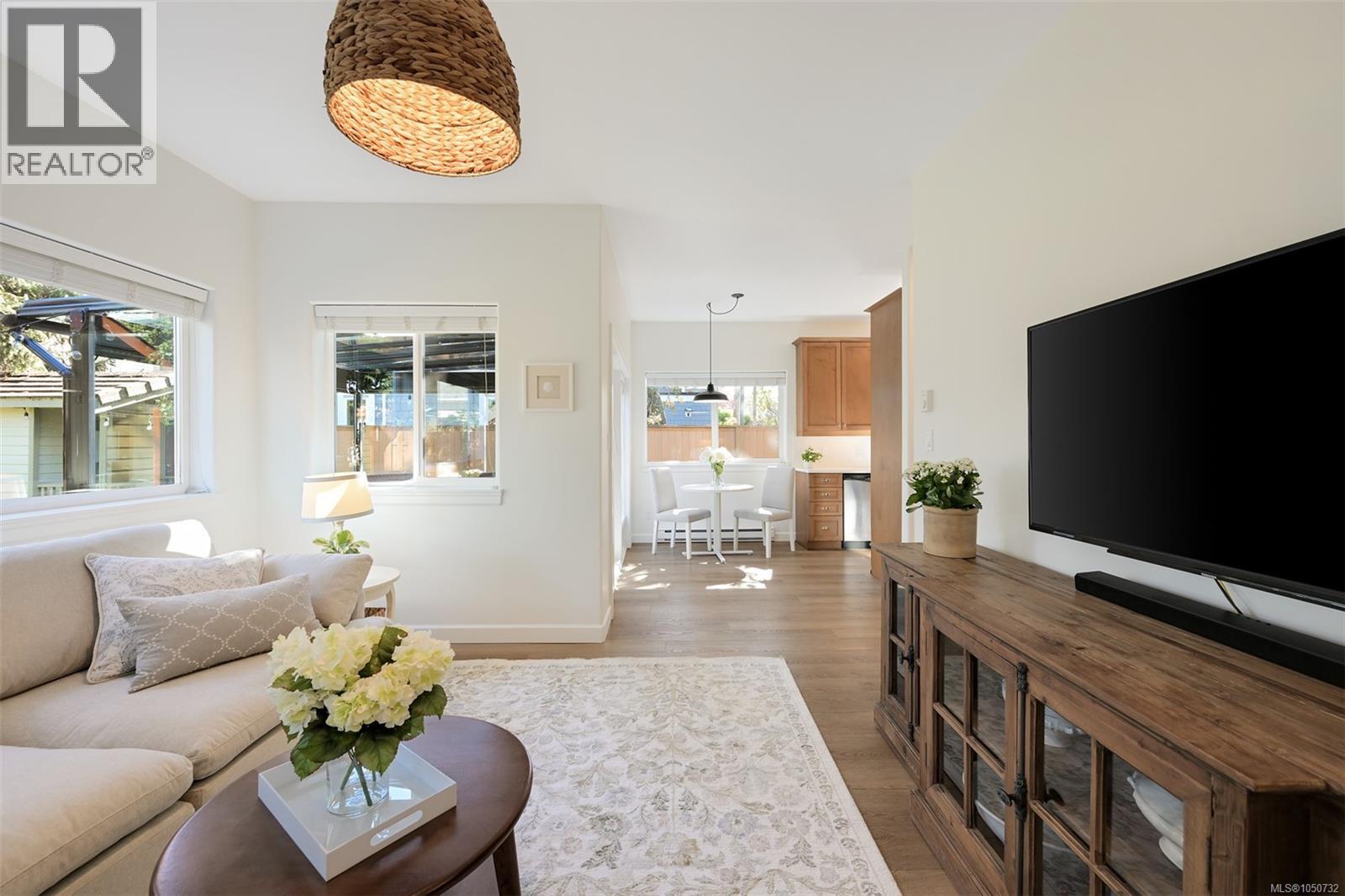  2563 Shelbourne Street, Victoria
