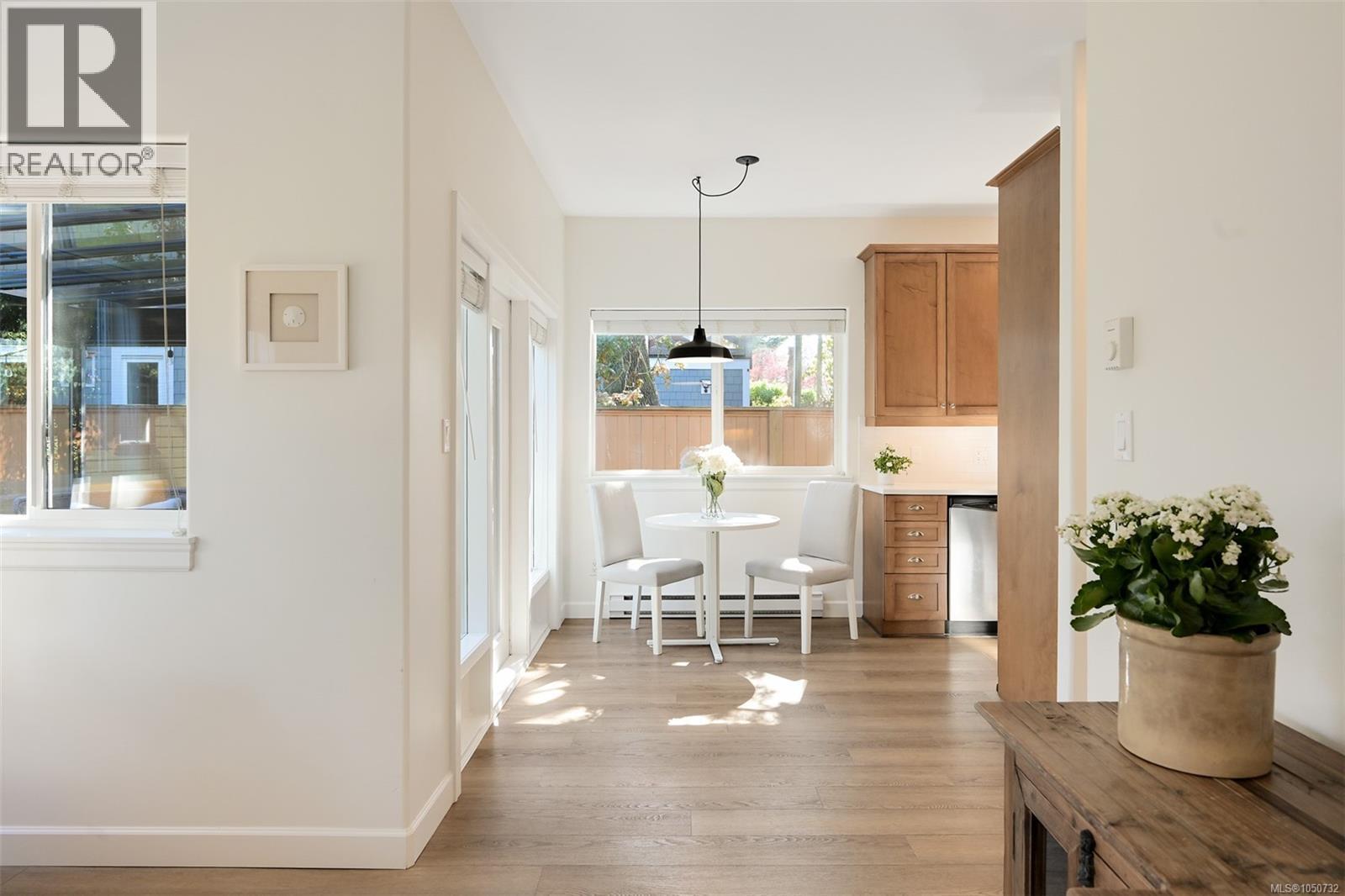  2563 Shelbourne Street, Victoria
