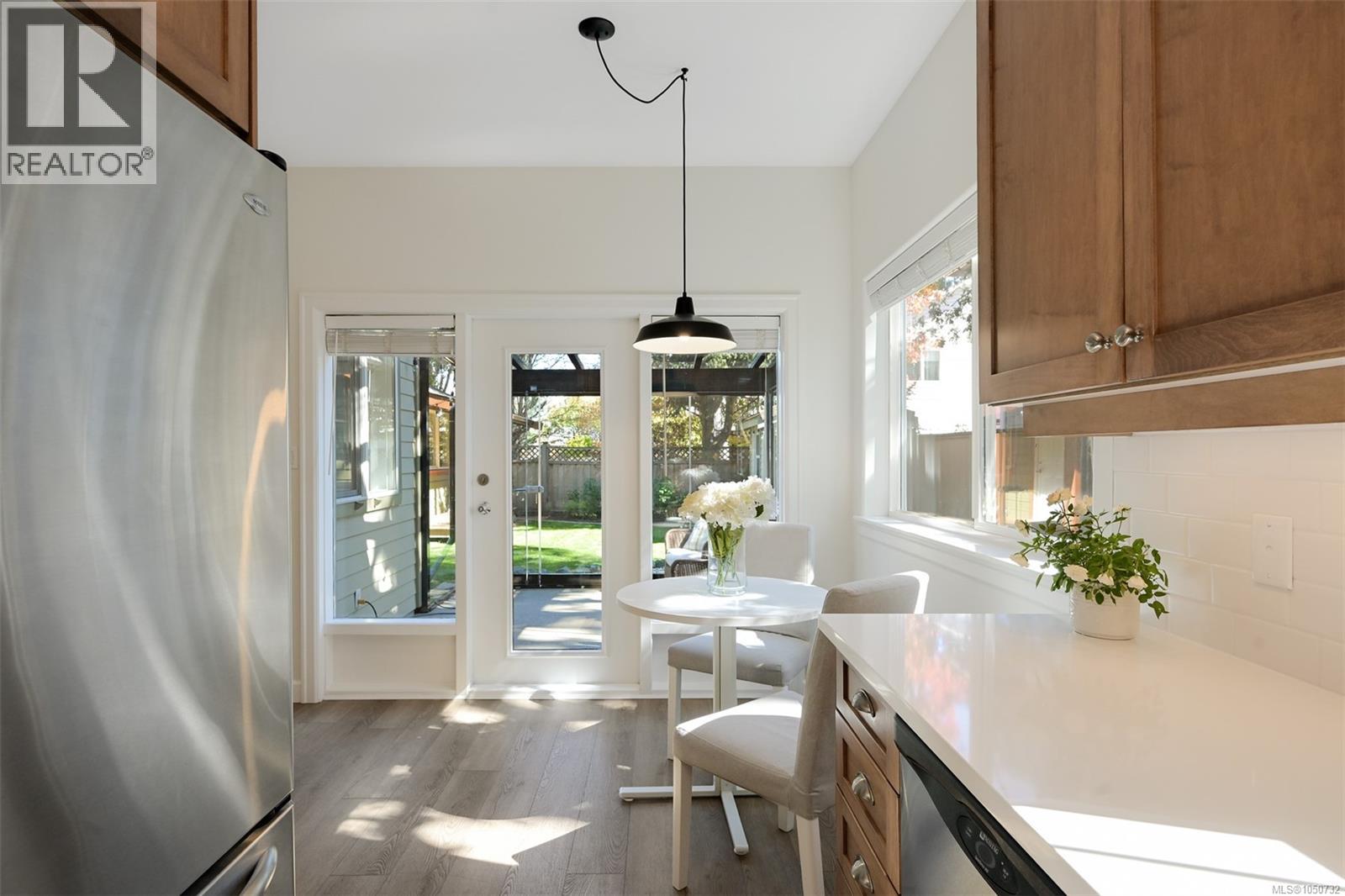  2563 Shelbourne Street, Victoria
