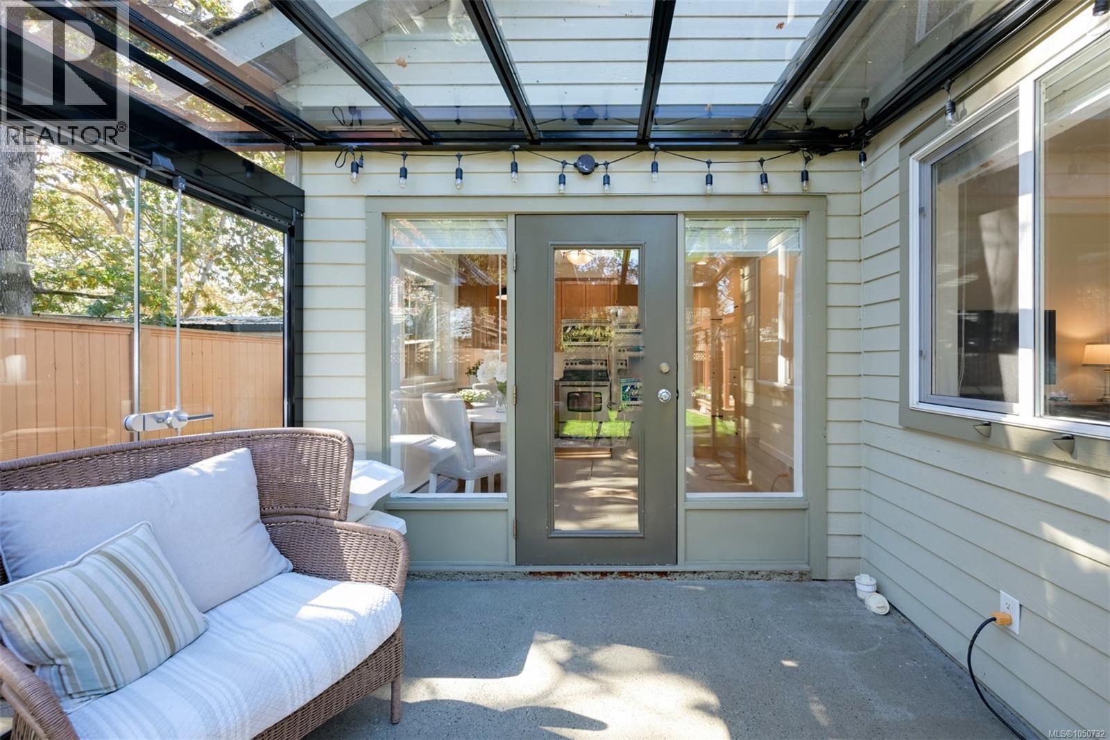  2563 Shelbourne Street, Victoria