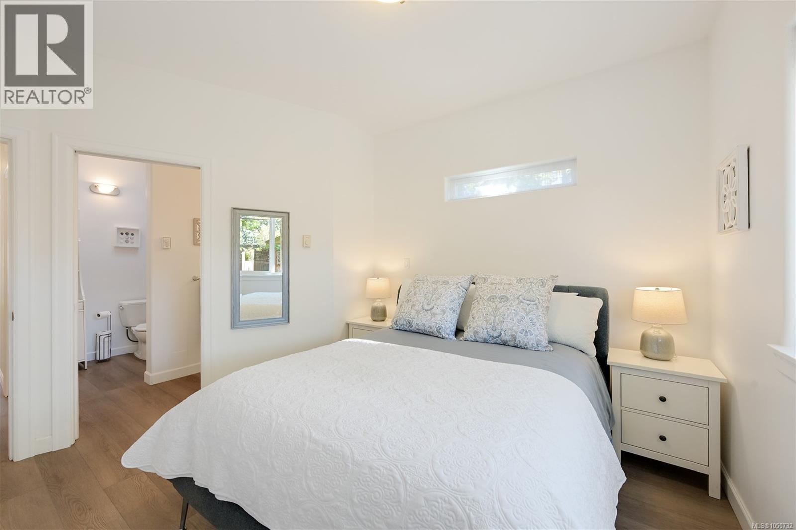  2563 Shelbourne Street, Victoria