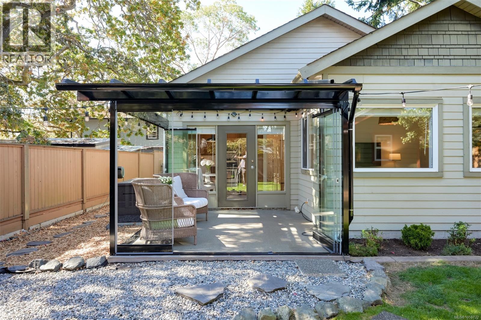  2563 Shelbourne Street, Victoria