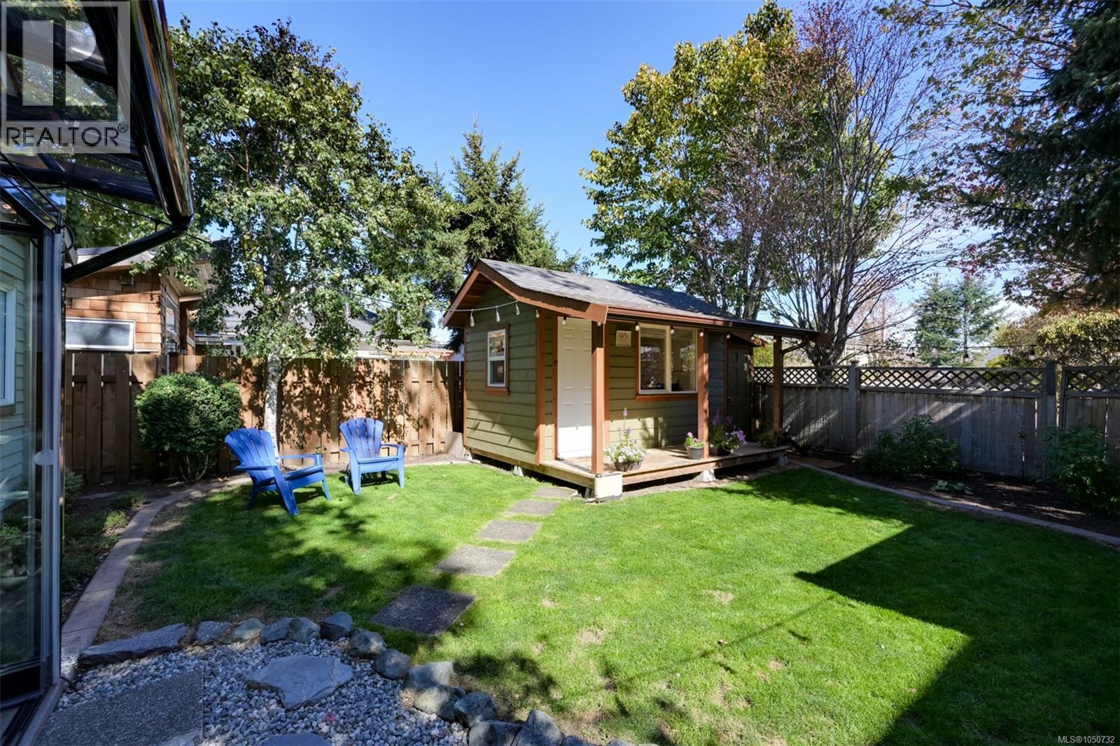  2563 Shelbourne Street, Victoria