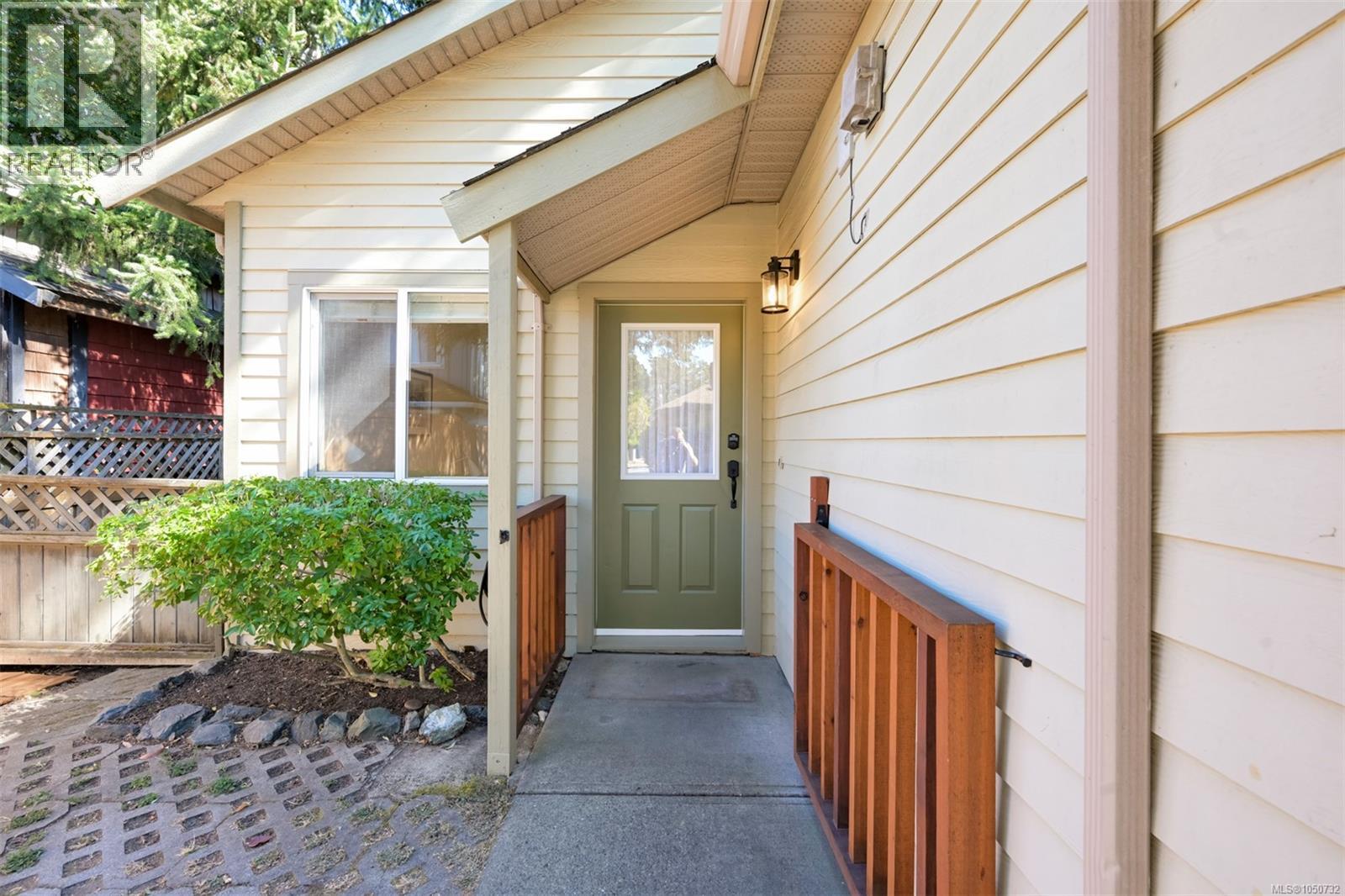  2563 Shelbourne Street, Victoria