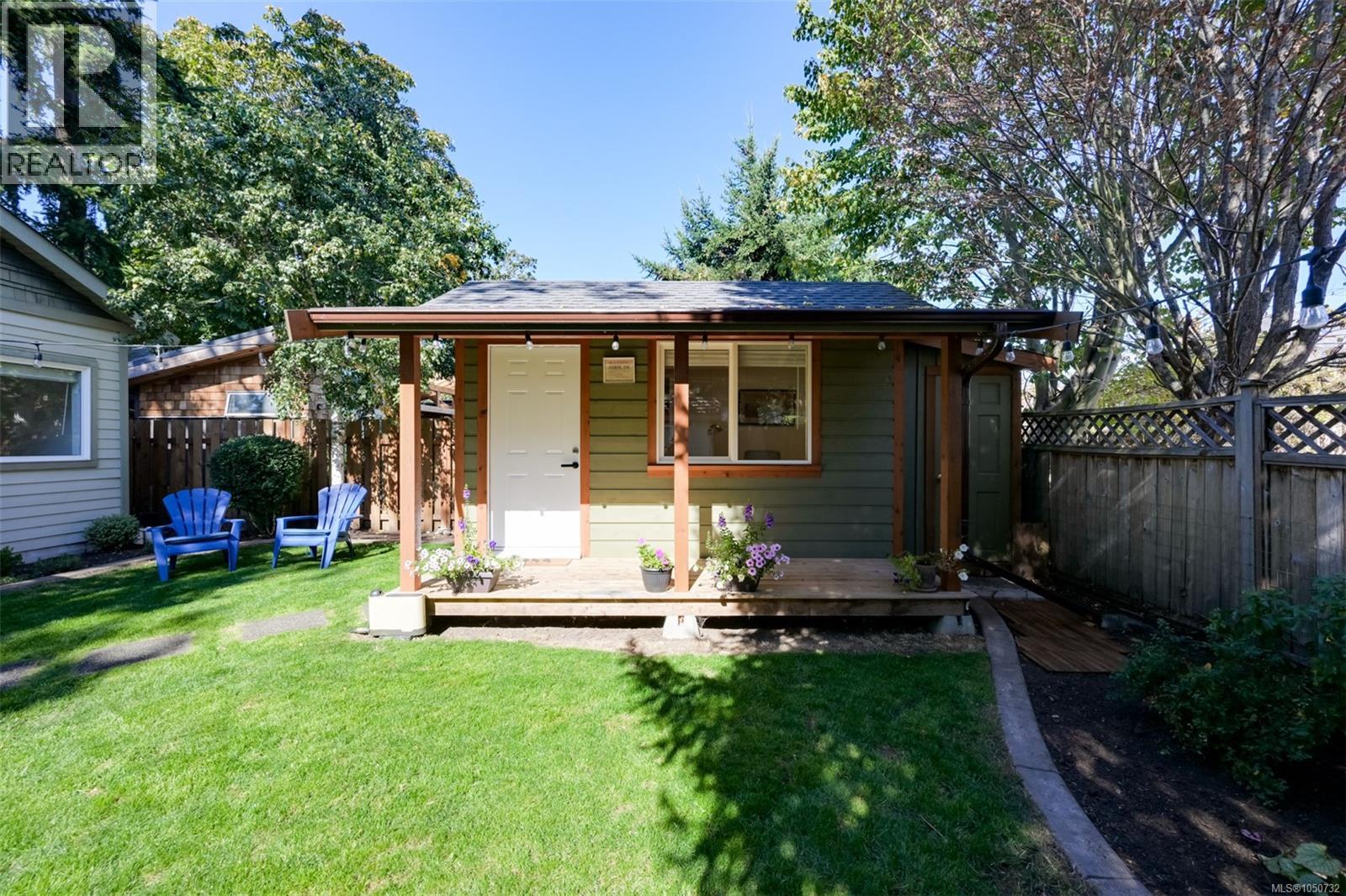  2563 Shelbourne Street, Victoria