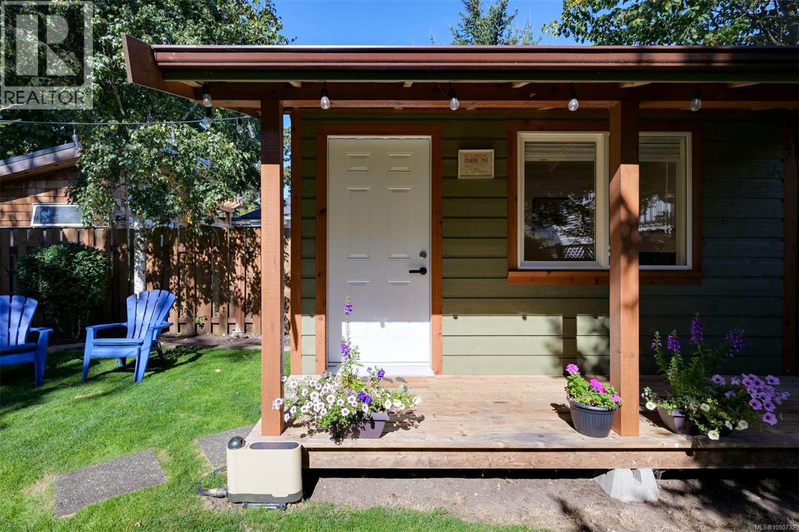  2563 Shelbourne Street, Victoria