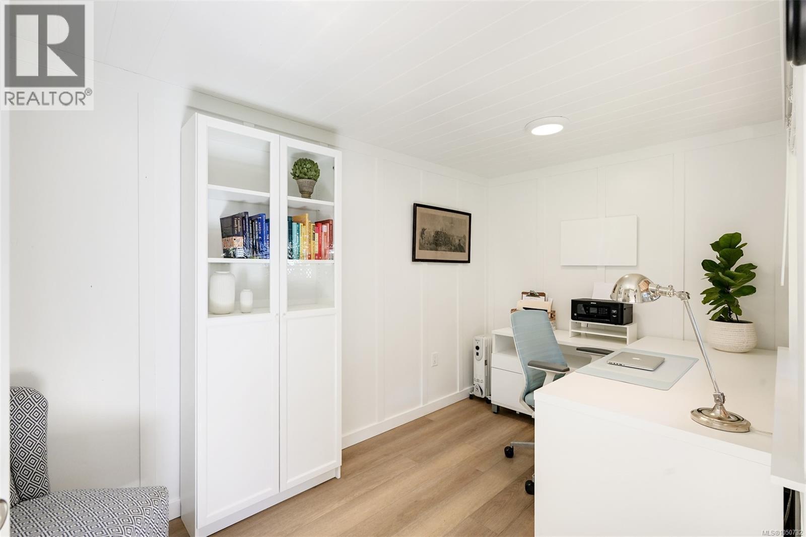  2563 Shelbourne Street, Victoria