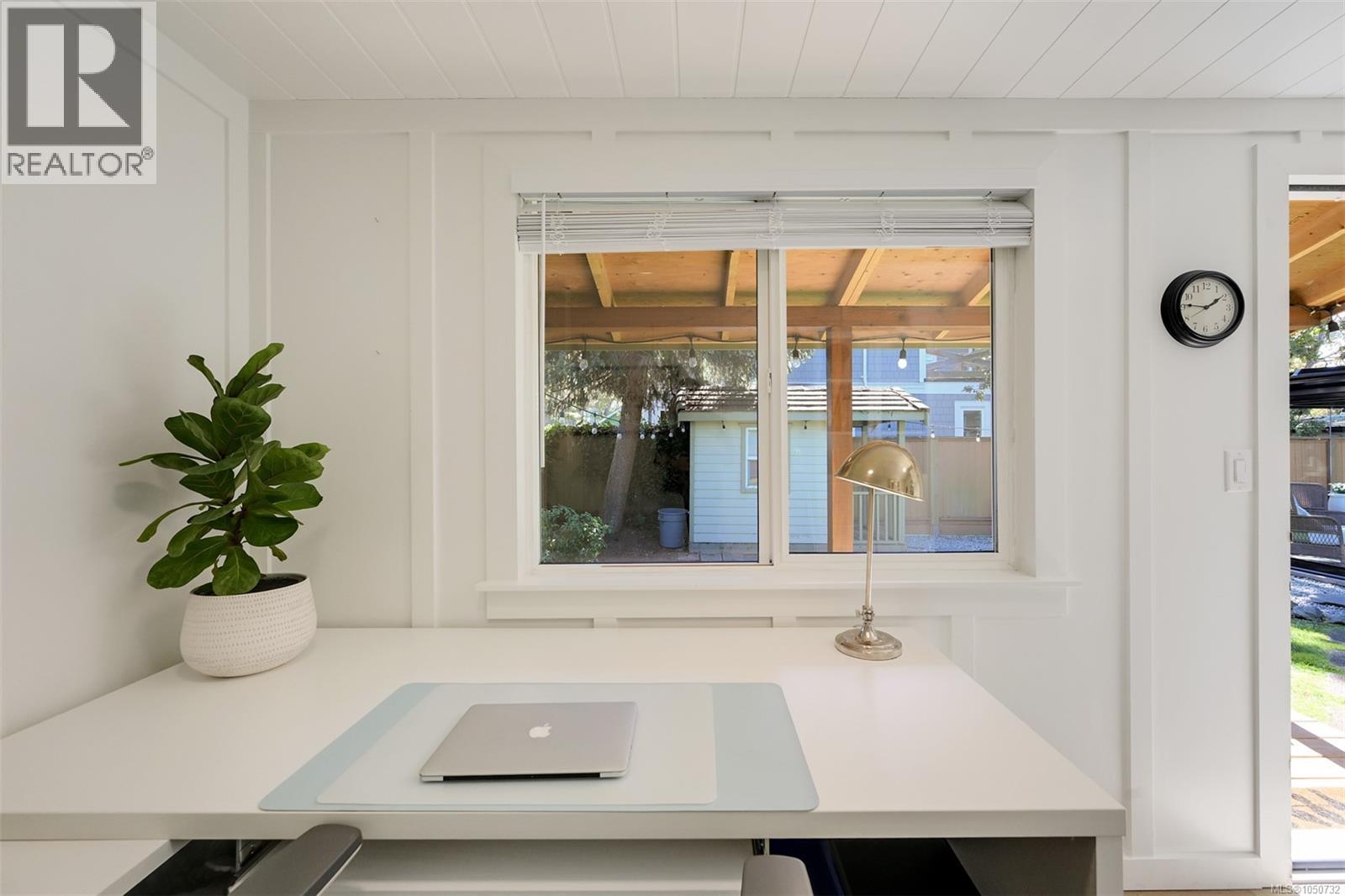  2563 Shelbourne Street, Victoria