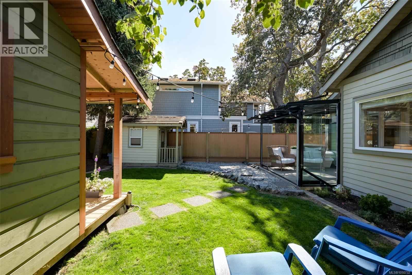  2563 Shelbourne Street, Victoria