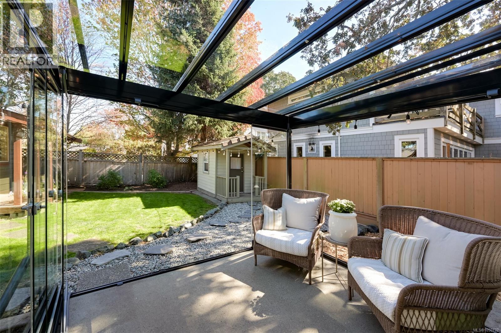  2563 Shelbourne Street, Victoria