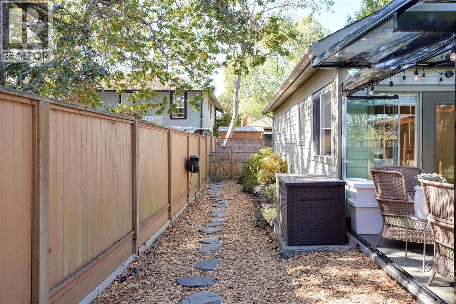  2563 Shelbourne Street, Victoria