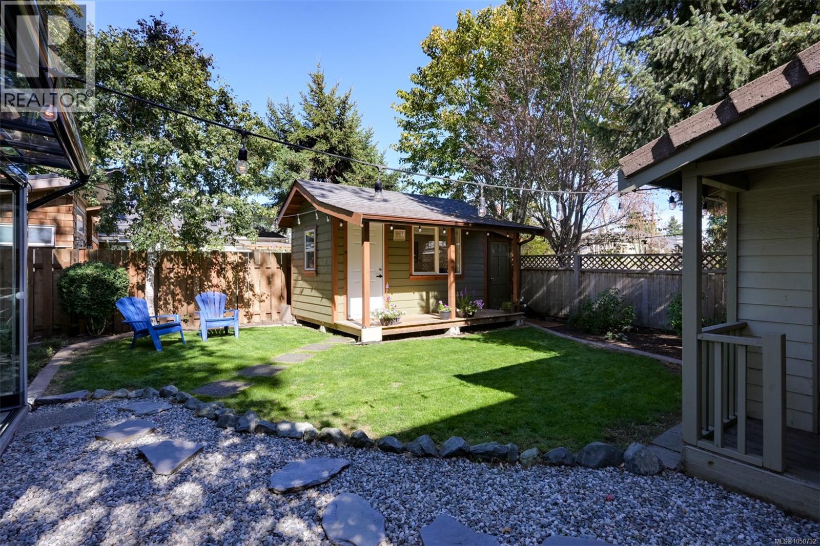  2563 Shelbourne Street, Victoria