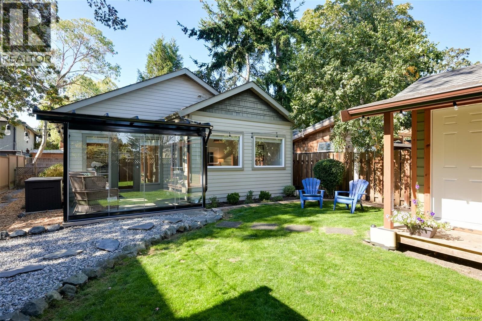  2563 Shelbourne Street, Victoria