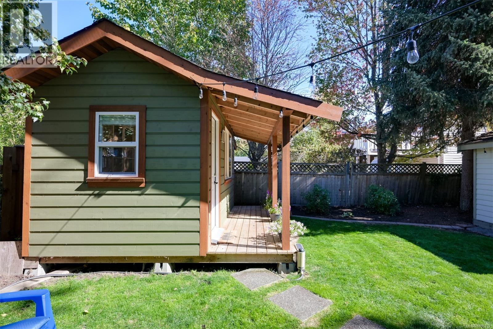  2563 Shelbourne Street, Victoria