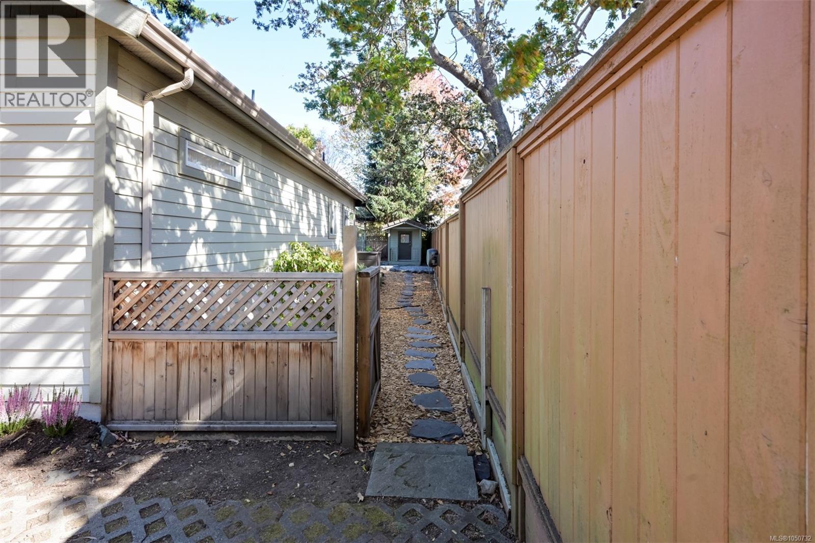  2563 Shelbourne Street, Victoria