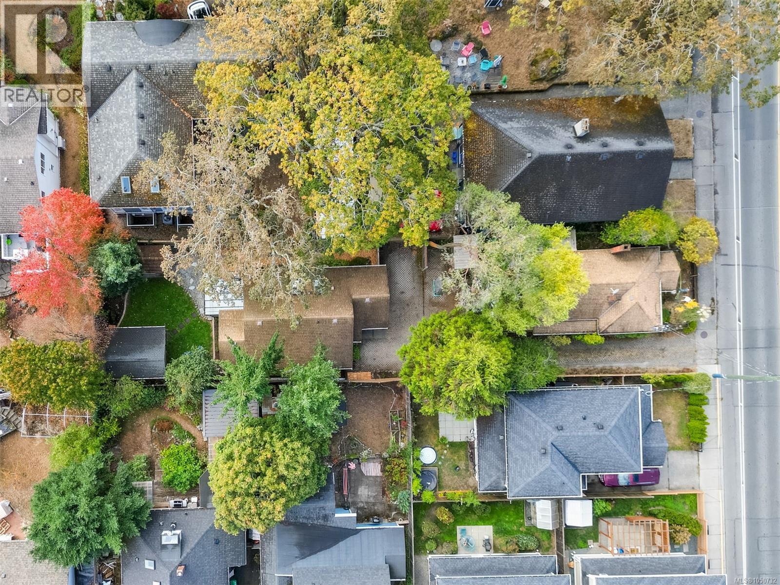  2563 Shelbourne Street, Victoria