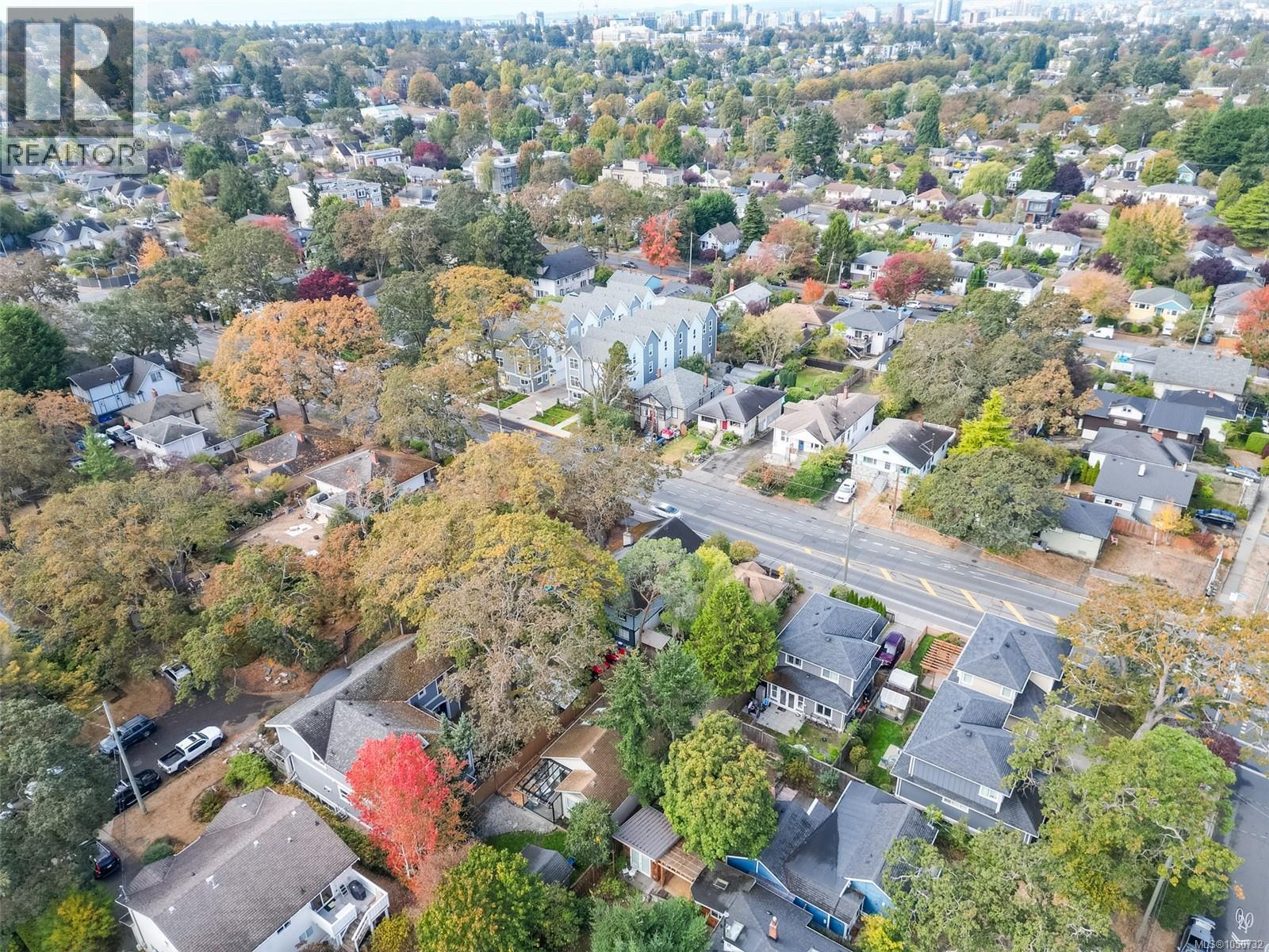  2563 Shelbourne Street, Victoria