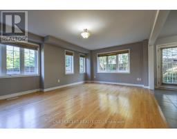 Bedroom 2 - 85 Benjamin Hood Crescent, Vaughan, ON L4K5M7 Photo 6