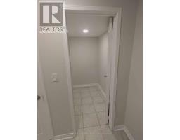 Bsmt - 228 Bantry Avenue, Richmond Hill, ON L4B4T6 Photo 9