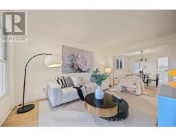 Family room - 108 Valleyway Crescent, Vaughan, ON L6A1K8 Photo 6