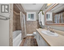 822 10th Line, Innisfil, ON L9S3N9 Photo 27