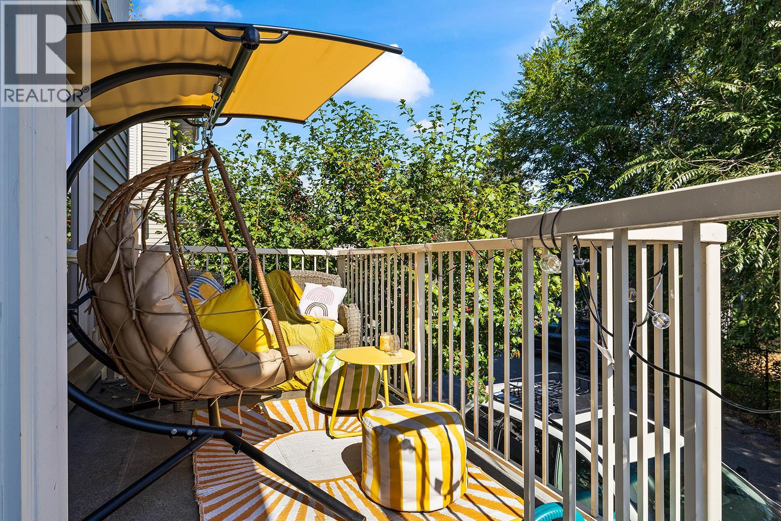 11 1851 Ambrosi Road, Kelowna
