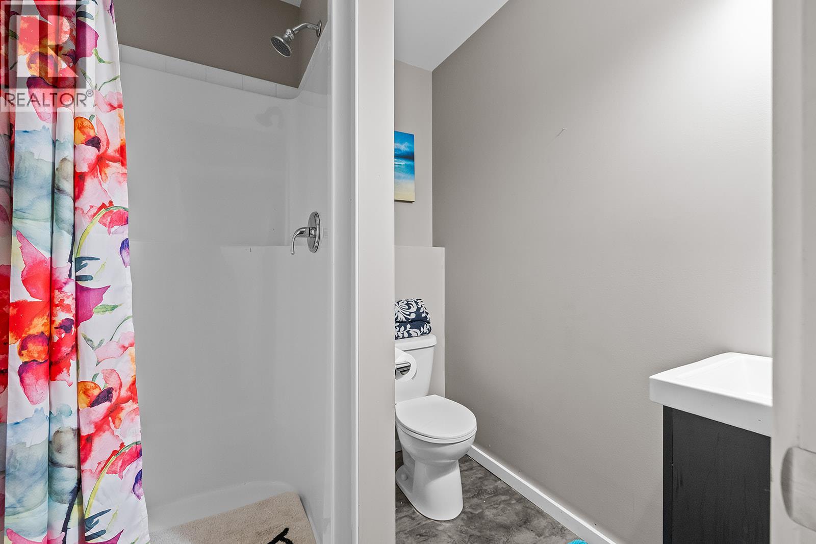 11 1851 Ambrosi Road, Kelowna