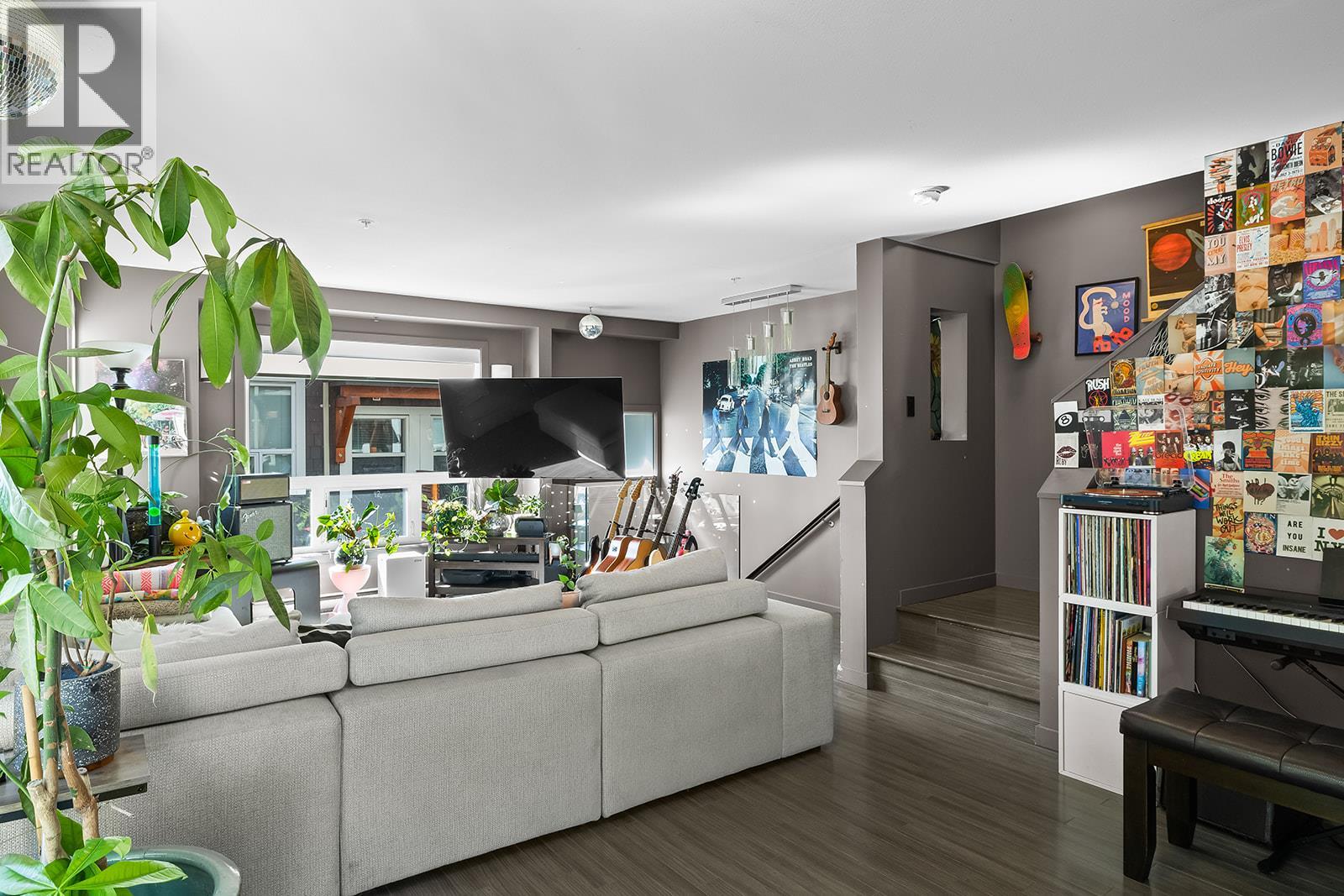 11 1851 Ambrosi Road, Kelowna