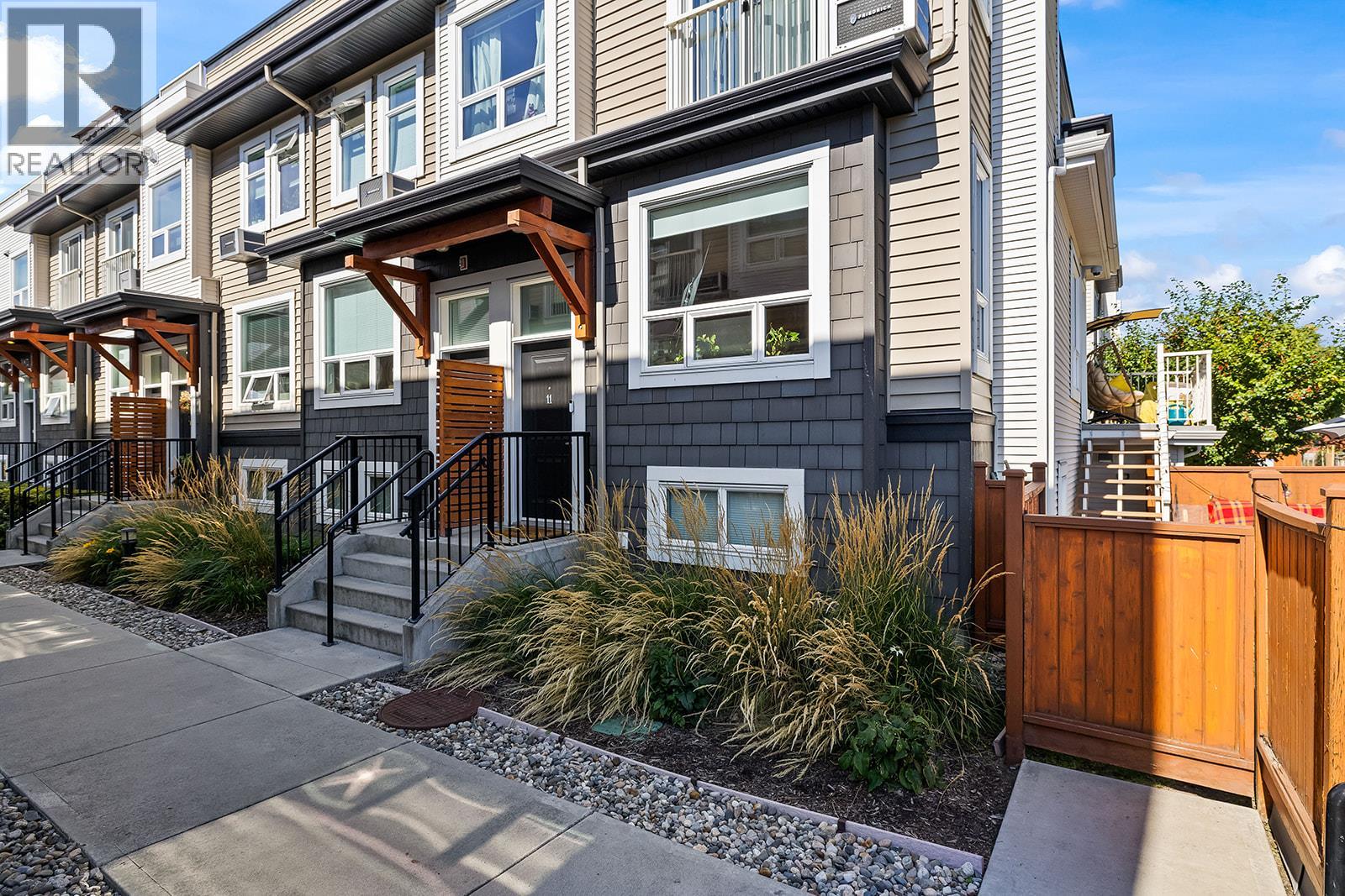 11 1851 Ambrosi Road, Kelowna