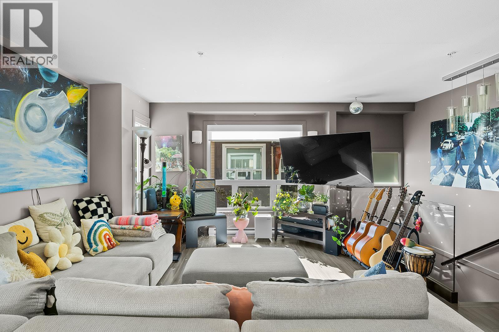 11 1851 Ambrosi Road, Kelowna