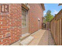 4 Community Circle, Toronto, ON M2R1W5 Photo 34