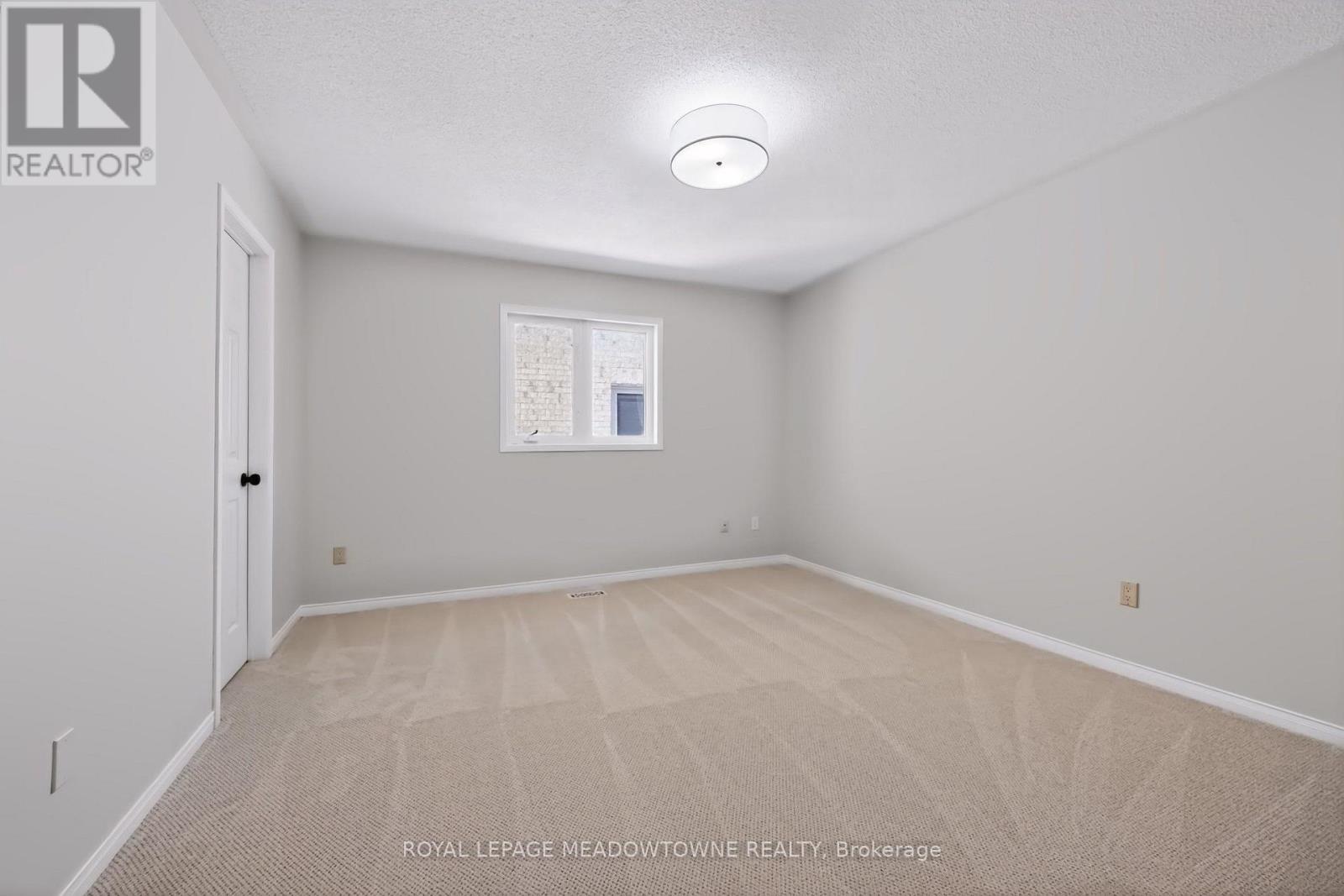 16 HARROP AVENUE - Image 25