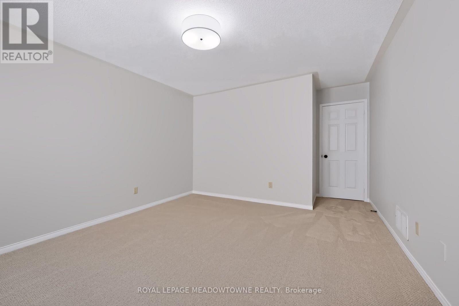 16 HARROP AVENUE - Image 26