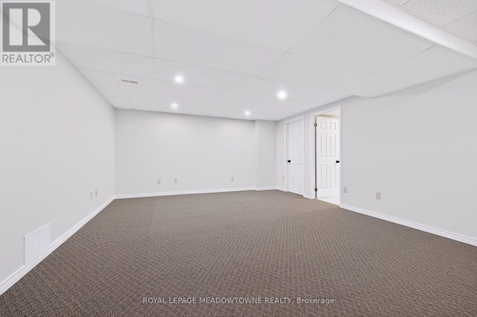 16 HARROP AVENUE - 34