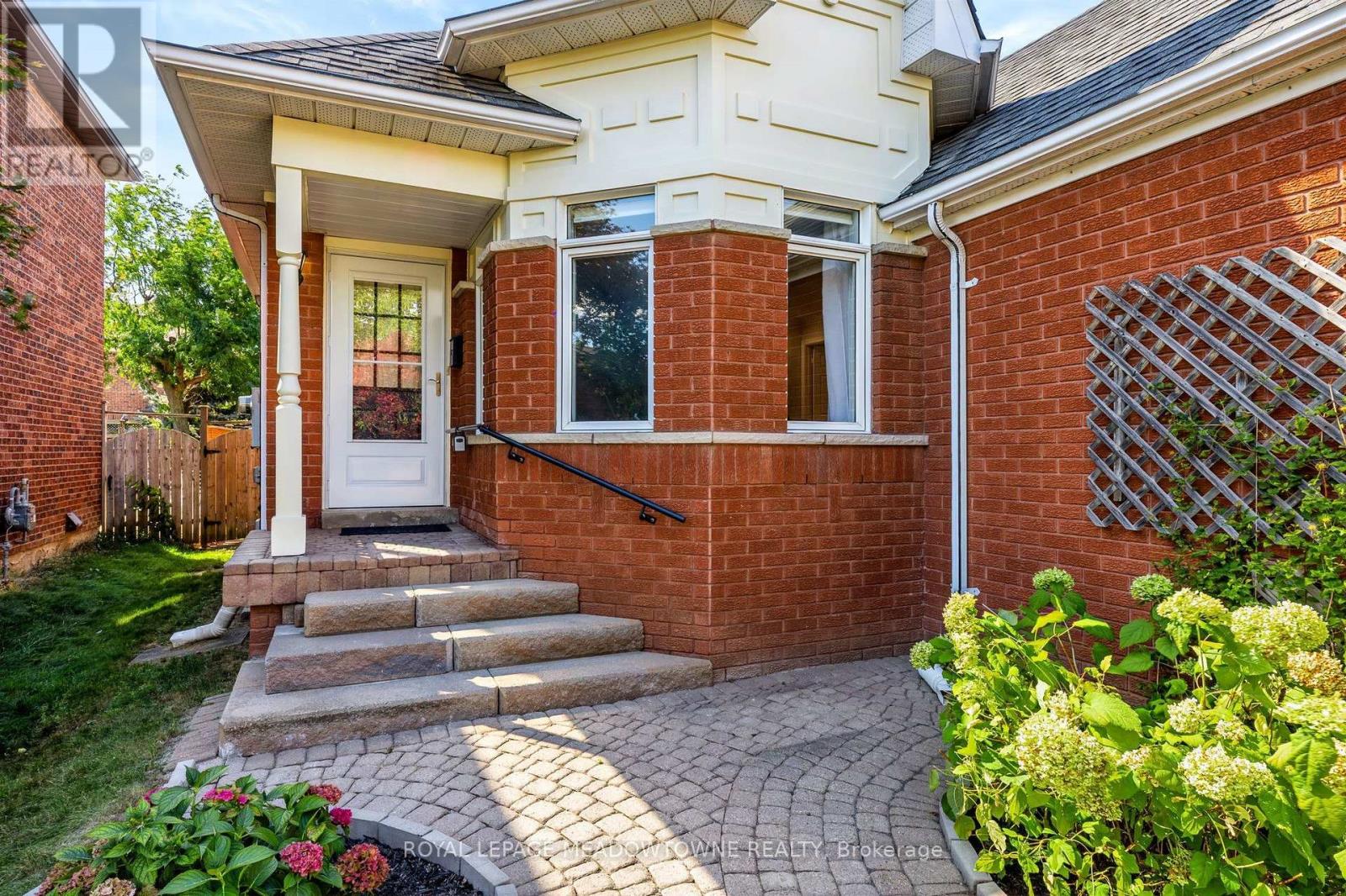 16 HARROP AVENUE - 4