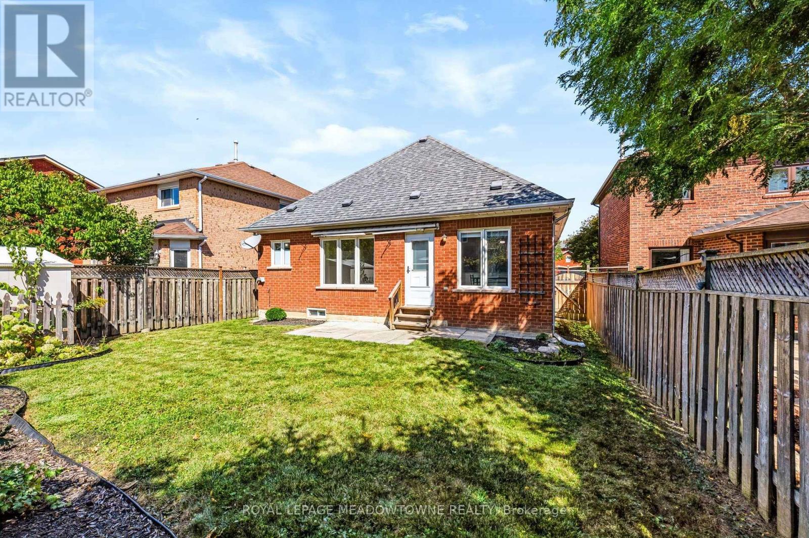 16 HARROP AVENUE - 42
