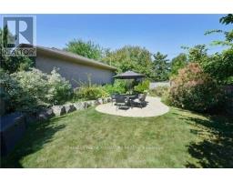 1207 Wood Place, Oakville, ON L6L2R4 Photo 9