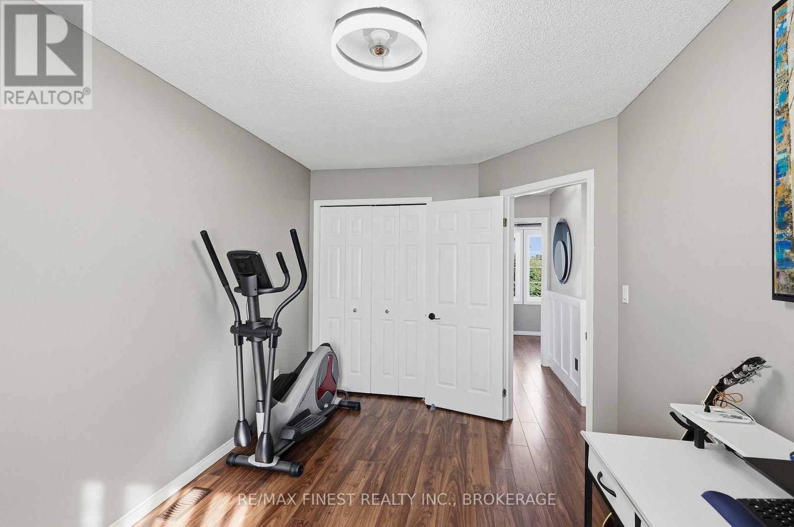 1377 BRACKENWOOD CRESCENT - Image 28
